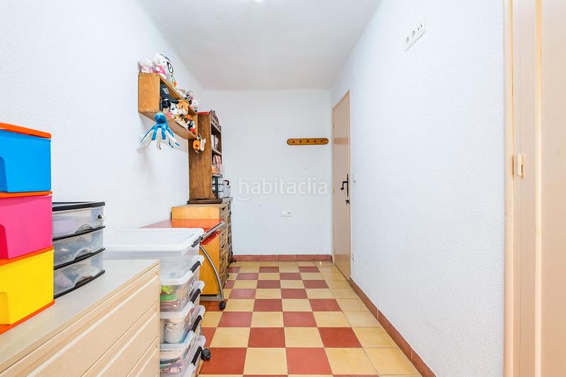 Foto 86b39a2b-3a58-4b3e-a860-434530d48fa0. Casa a schiera in calle de velázquez 12 in Colonia Madrid Benidorm