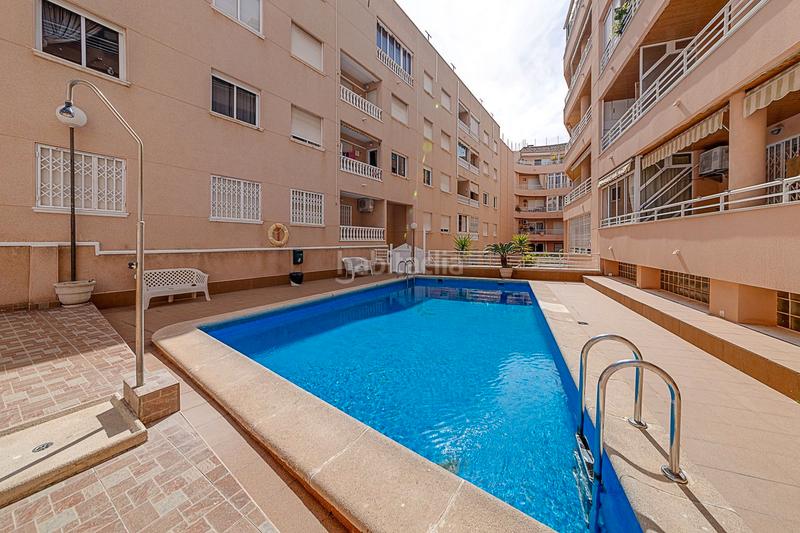 Foto 302c9bde-f75b-4dbd-891e-e8a5d6111529. Monolocale con piscina in Zona Playa del Cura Torrevieja