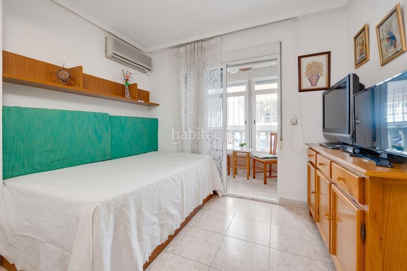 Foto 3e3cff58-db02-4deb-9c0c-e6d146757aa5. Monolocale con piscina in Zona Playa del Cura Torrevieja