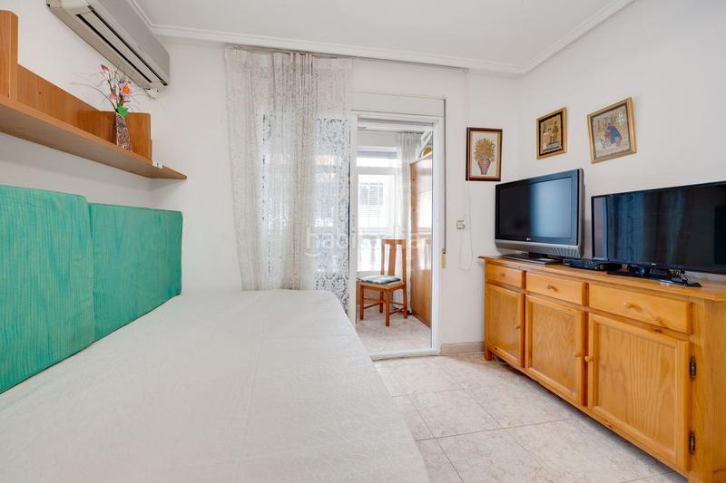 Foto 416b4f31-18fe-4825-81ee-e0067f1c1032. Monolocale con piscina in Zona Playa del Cura Torrevieja