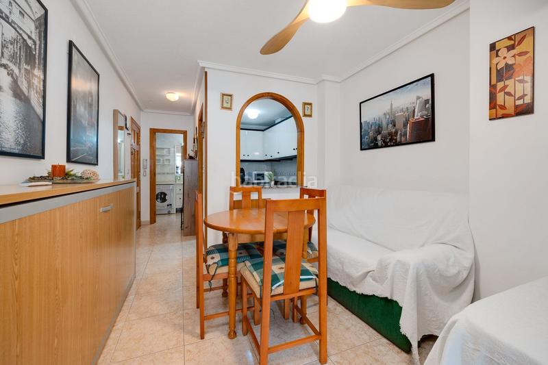 Foto a20dc437-f5cc-489e-a009-65ca8df2c9b9. Monolocale con piscina in Zona Playa del Cura Torrevieja