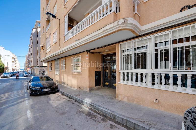 Foto dbd593ff-acdf-4144-ac1c-e60cdde8c02b. Monolocale con piscina in Zona Playa del Cura Torrevieja