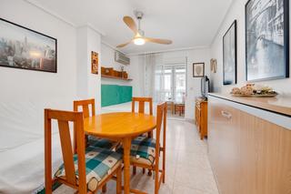 Studio  Calle capitán garcía gea. Fabuloso estudio a 300 metros de la playa del cura con piscina y