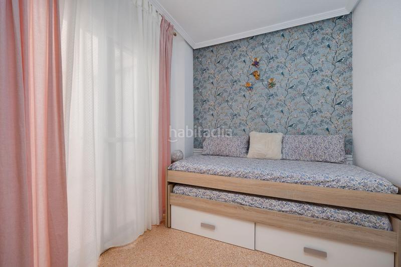 Foto c5962837-63ea-4ea6-b723-b0c61ca373db. Flat in calle vicente blasco ibáñez 123 in Zona Playa del Cura Torrevieja