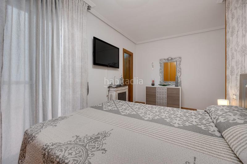 Foto f6efacf8-1e25-43f6-800d-0e48b0e3a017. Flat in calle vicente blasco ibáñez 123 in Zona Playa del Cura Torrevieja