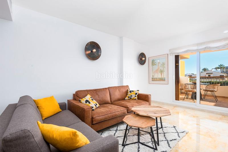 Foto 0b11248d-ad3e-4cd2-a8f2-4c488f582c43. Pis a calle ciclón 8 a Punta Prima Orihuela