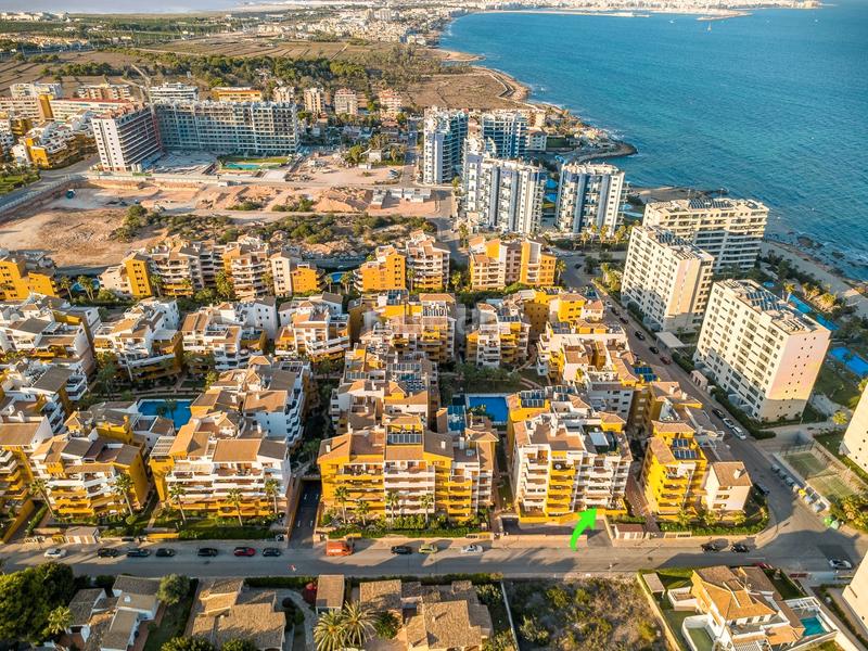 Foto 3cda9d82-b8c5-487e-88dd-b2ab745e8bee. Pis a calle ciclón 8 a Punta Prima Orihuela