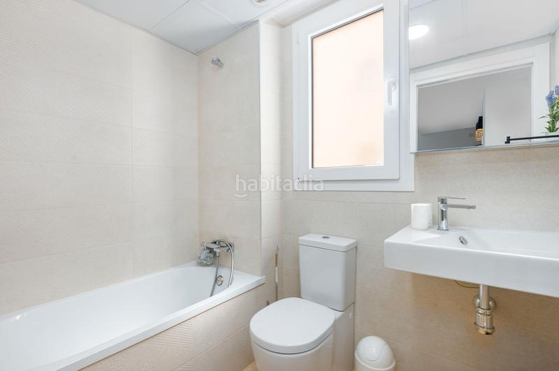 Foto 4d38fdf2-0ac4-4b77-bafb-b041196852a1. Pis a calle ciclón 8 a Punta Prima Orihuela