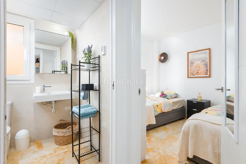 Foto 72123b35-ab7d-4789-a38f-d7e1a6ddb871. Pis a calle ciclón 8 a Punta Prima Orihuela