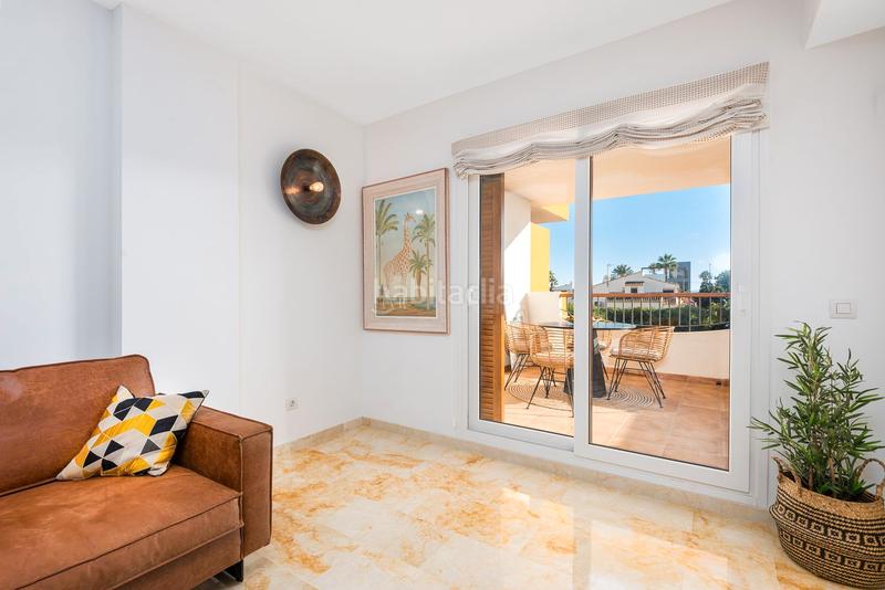 Foto d81ff0a1-d132-4ced-8d62-84770fab5a14. Pis a calle ciclón 8 a Punta Prima Orihuela