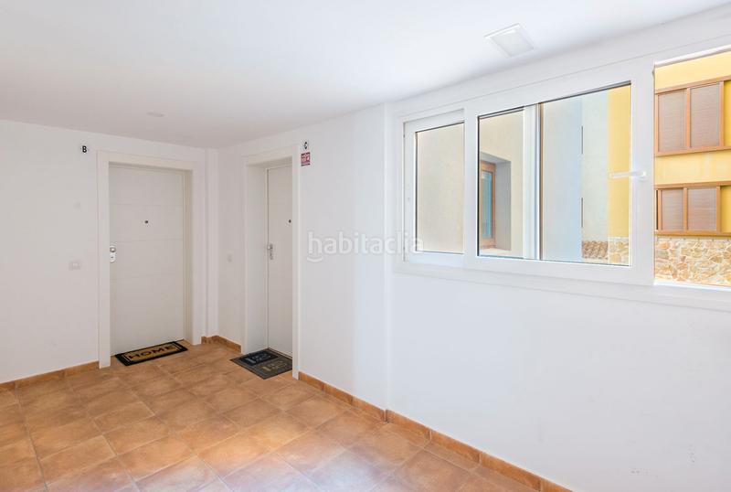 Foto e9fe810c-b465-4fe4-aa67-4ff1c8b70ede. Pis a calle ciclón 8 a Punta Prima Orihuela