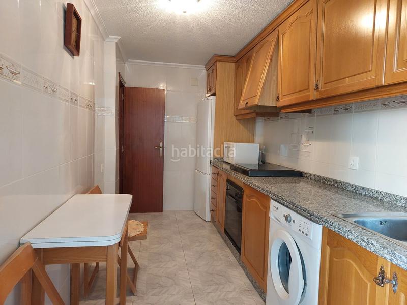 Foto 06729002-6287-4573-ac46-86a23c39342e. Pis a avenida jaime i el conquistador 2 a Playa Muchavista Campello (el)