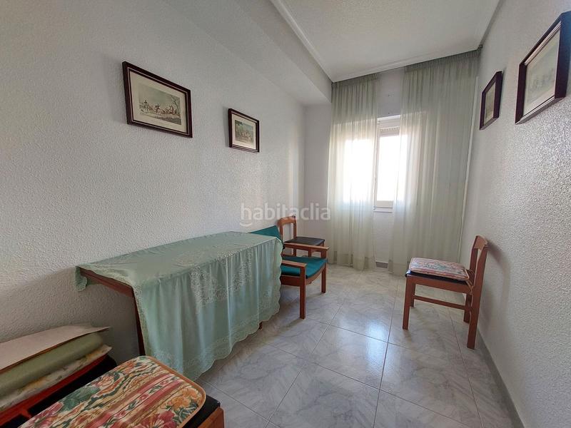 Foto a6b25799-6c10-4a96-b991-fef0f827dcca. Pis a avenida jaime i el conquistador 2 a Playa Muchavista Campello (el)