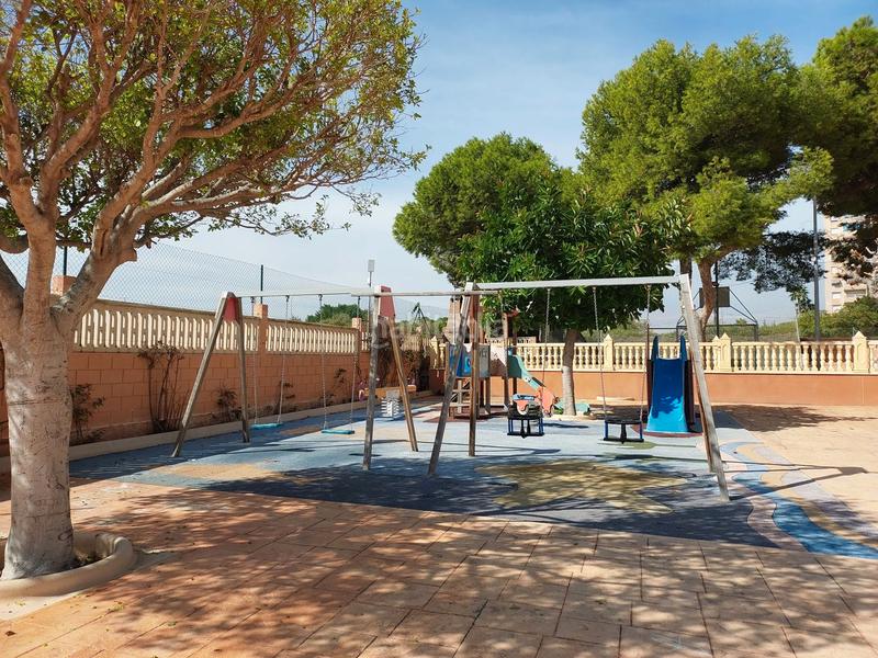 Foto e3463433-20bf-4d9f-84b9-4dcc8a99ca53. Pis a avenida jaime i el conquistador 2 a Playa Muchavista Campello (el)