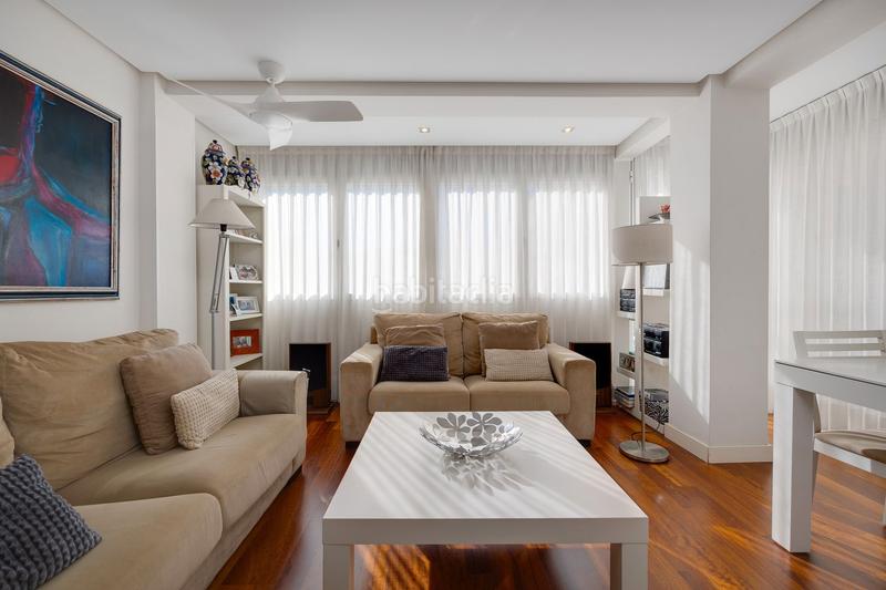 Foto 85f2180f-b653-4330-ba5f-db6fcc62cbd6. Appartement dans calle de pedro lorca 59 dans Las Piscinas Naturales Torrevieja