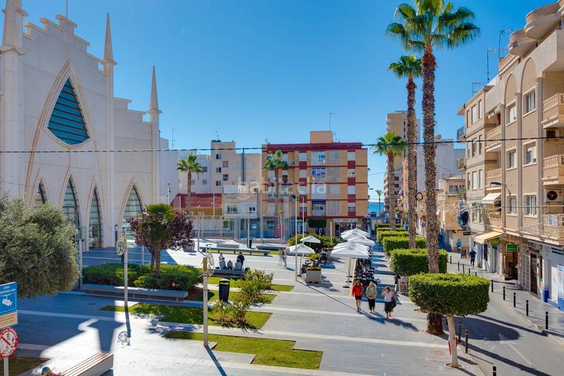 Foto ad92c079-12f8-4471-b4f6-6aba38dfc3a4. Appartement dans calle de pedro lorca 59 dans Las Piscinas Naturales Torrevieja