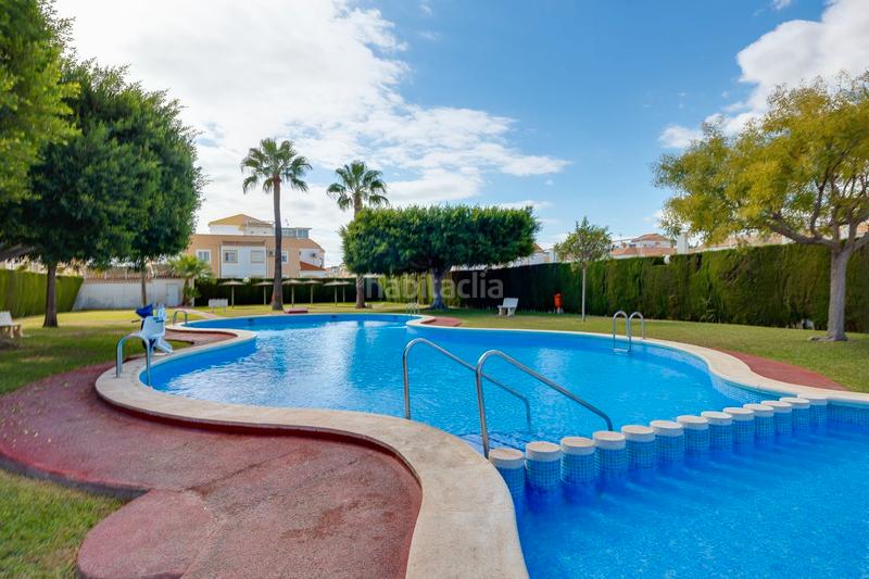 Foto 608a51e7-eedf-4cc2-98f8-957321b93441. Casa a schiera in calle cesar rodriguez mateo 116 in Torrevieja