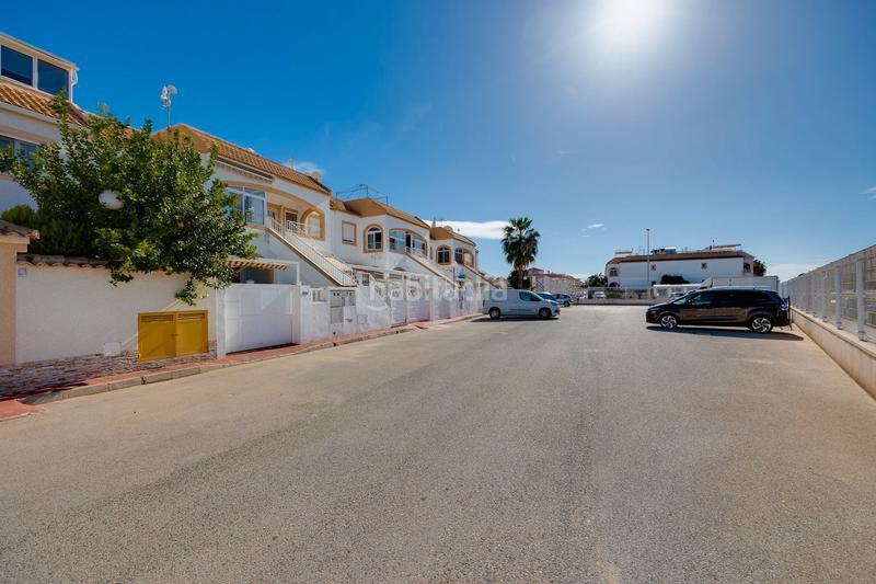 Foto 93628f5e-eeff-4d64-a821-3a5aeffdd63c. Casa a schiera in calle cesar rodriguez mateo 116 in Torrevieja