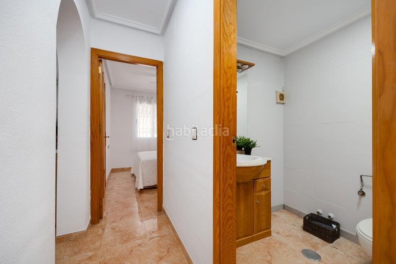 Foto ad0d5bea-60da-4f13-b74e-d9f7728a8065. Casa a schiera in calle cesar rodriguez mateo 116 in Torrevieja