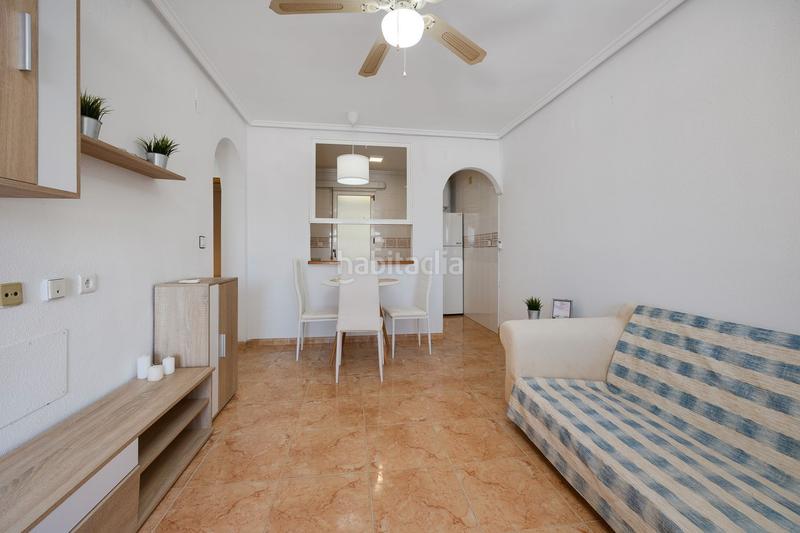 Foto bdf6a37b-7d7e-496c-8a27-0b65f22f527f. Casa a schiera in calle cesar rodriguez mateo 116 in Torrevieja