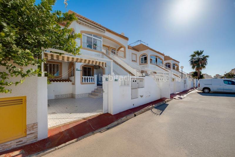 Foto c1407a82-df65-4101-9350-7e7267e483f4. Casa a schiera in calle cesar rodriguez mateo 116 in Torrevieja