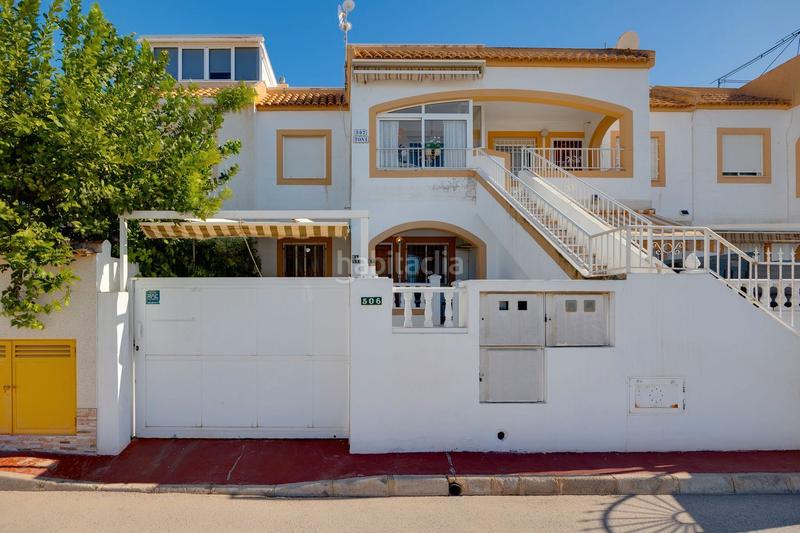 Foto dc77e058-a970-443a-8d93-87d9e0a62033. Casa a schiera in calle cesar rodriguez mateo 116 in Torrevieja