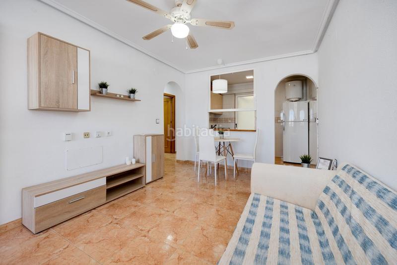 Foto ec81d841-94c6-4d6b-89a5-ed14b0674bf7. Casa a schiera in calle cesar rodriguez mateo 116 in Torrevieja