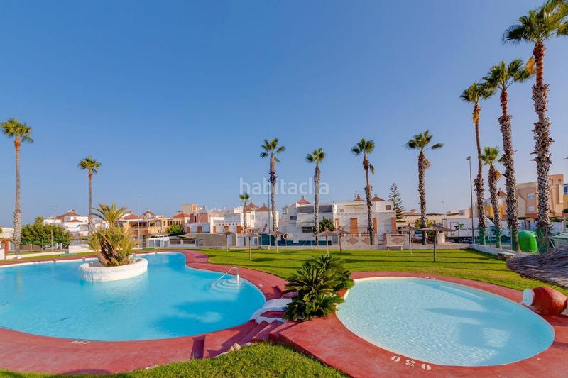 Foto 0f03f2c1-8cf4-45a6-9f7c-87625376a856. Semi detached house in avenida de londres 42 in Los Balcones y los Altos Orihuela