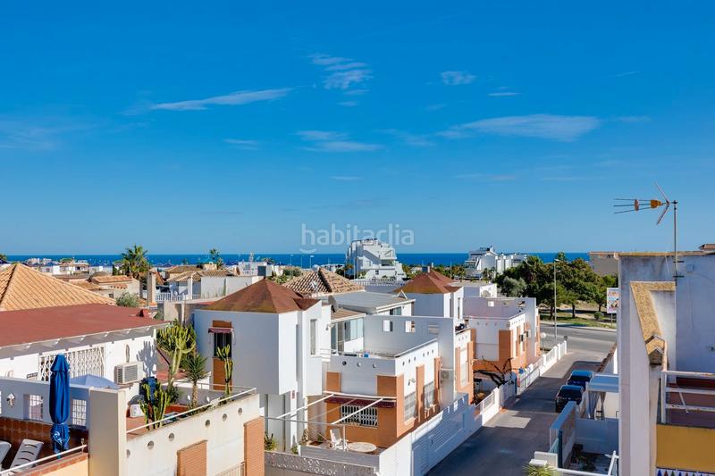 Foto 36a4d791-1e82-44bd-8d58-4cb9082ea9c6. Semi detached house in avenida de londres 42 in Los Balcones y los Altos Orihuela