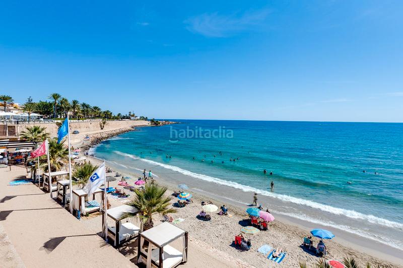 Foto 6ce9585a-ecc4-4e9f-bdd6-d7b9cb7e8cfc. Semi detached house in avenida de londres 42 in Los Balcones y los Altos Orihuela