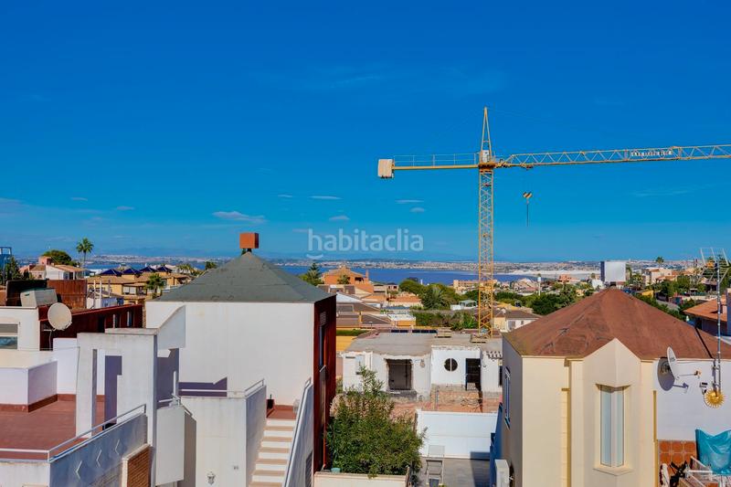 Foto b17b020e-eff9-483e-8b7b-13fdbfdaaa1c. Semi detached house in avenida de londres 42 in Los Balcones y los Altos Orihuela