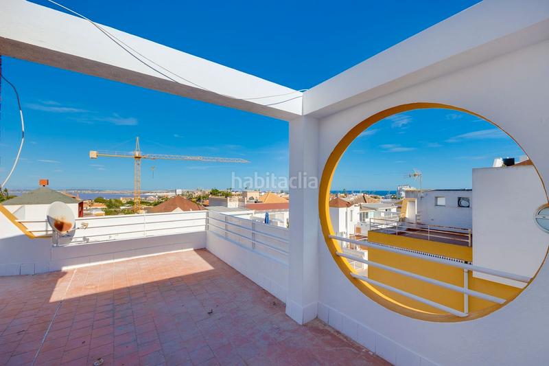 Foto d4c9ebb9-7048-424a-8126-b9c609ef8fb1. Semi detached house in avenida de londres 42 in Los Balcones y los Altos Orihuela