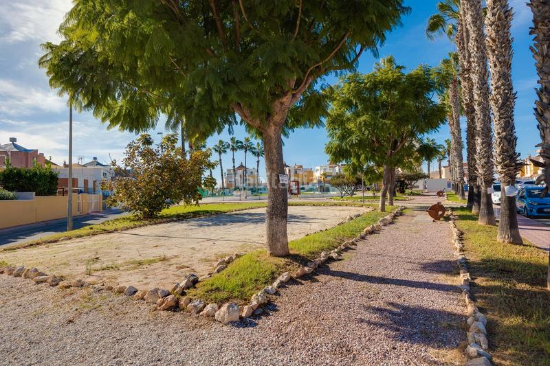 Foto e7b4bb05-6380-48aa-90b4-de8d88dc48d4. Semi detached house in avenida de londres 42 in Los Balcones y los Altos Orihuela