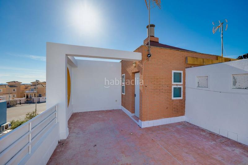 Foto f1f729fa-bf33-48eb-a1bf-0b5a10583d00. Semi detached house in avenida de londres 42 in Los Balcones y los Altos Orihuela