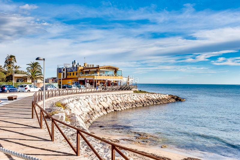 Foto b5c08414-55f0-4c46-bda3-70077092d78b. Pis a calle victoria 8 a La Florida Orihuela