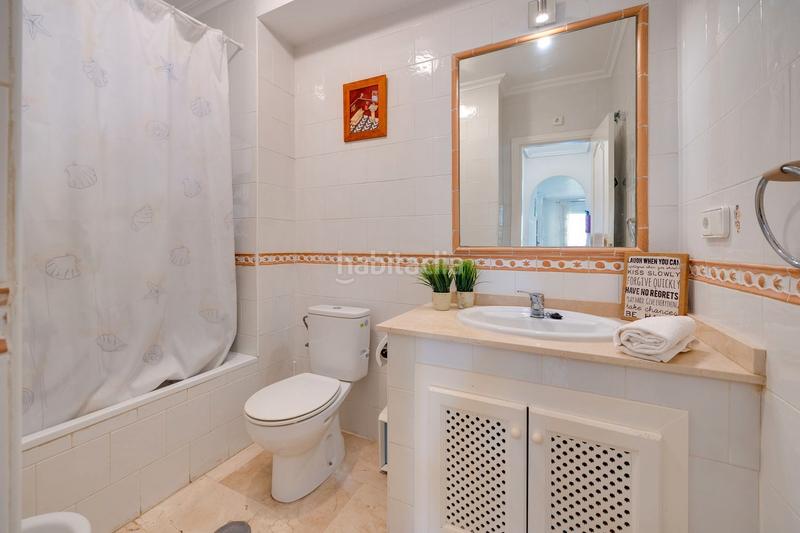 Foto ba95b152-3e84-4ec9-8820-345a1f7f02b0. Pis a calle victoria 8 a La Florida Orihuela