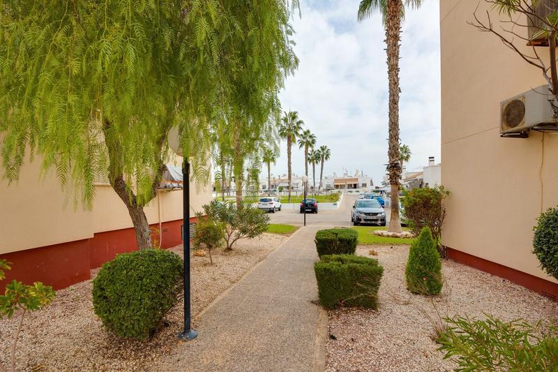 Foto ccdadd20-f405-4580-bb7c-00e54a5aca3b. Pis a calle victoria 8 a La Florida Orihuela