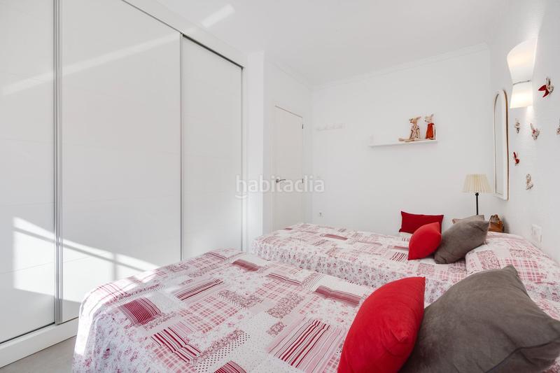 Foto da6a05d0-eb0b-4a85-845d-c0e4d8302644. Casa adossada a calle doctor alexander fleming 49 a Torrevieja