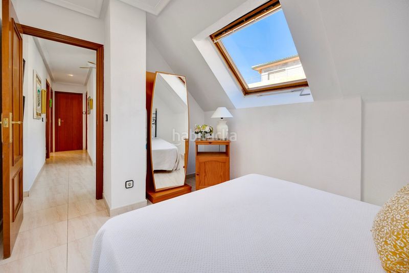 Foto 0d418532-b441-4d91-8615-3d3829999d49. Dúplex a calle moriones 4 a Las Piscinas Naturales Torrevieja