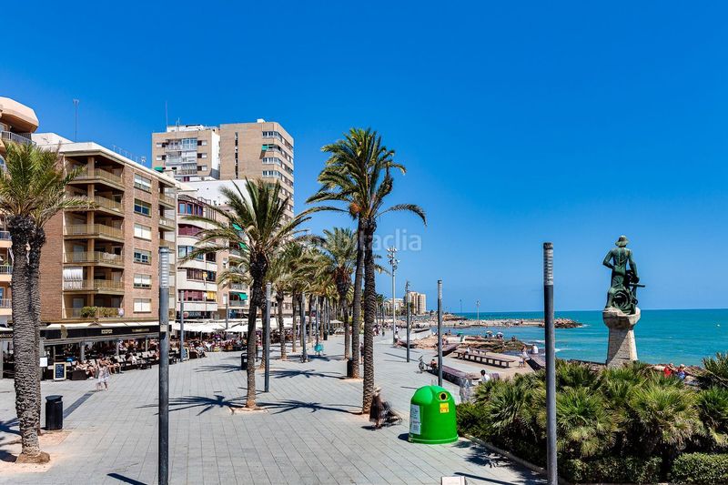 Foto 2877ca09-f794-4ff5-8a4e-8753e3223c15. Dúplex a calle moriones 4 a Las Piscinas Naturales Torrevieja