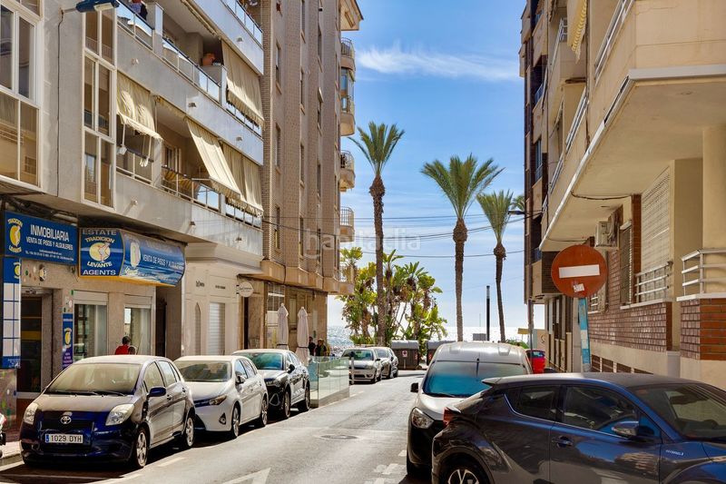 Foto 95ca686d-f8d8-4f4f-acf7-63df2615366b. Dúplex a calle moriones 4 a Las Piscinas Naturales Torrevieja