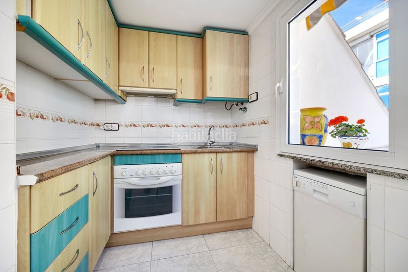 Foto c6e21b8a-dd82-4342-b417-414d5d3ec0d8. Dúplex a calle moriones 4 a Las Piscinas Naturales Torrevieja