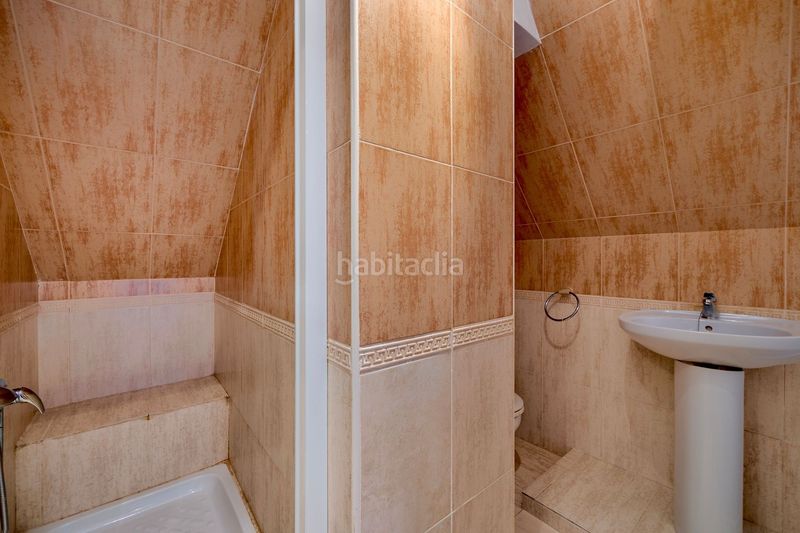 Foto e4261fae-ef07-4009-89e1-346ba5e7ddef. Dúplex a calle moriones 4 a Las Piscinas Naturales Torrevieja