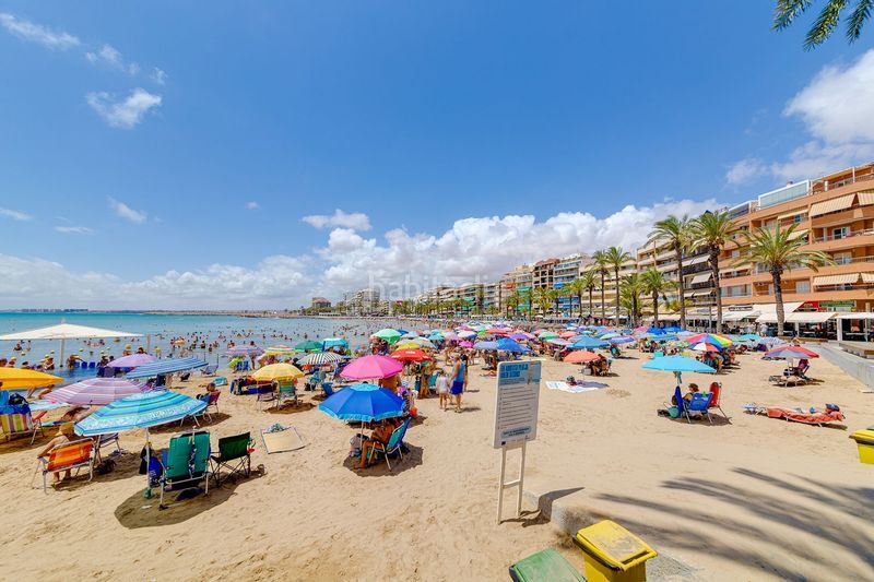Foto f4e2feca-468c-416d-8599-7162d490e2d7. Dúplex a calle moriones 4 a Las Piscinas Naturales Torrevieja