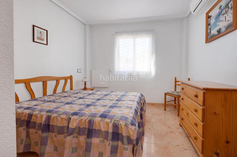 Foto b22be778-b28b-486a-9c22-139d7cb94e4b. Reihenhaus in calle río danubio 695 in Zona Carrefour - Urbanizaciones Torrevieja