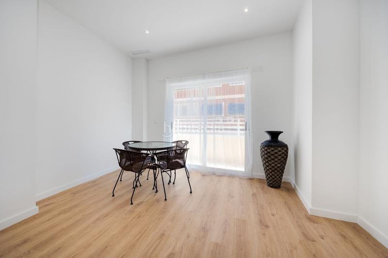 Foto ae819ca9-c305-4a91-bfdd-29b6d40781c1. Pis a calle maldonado 49 a El Molino Torrevieja