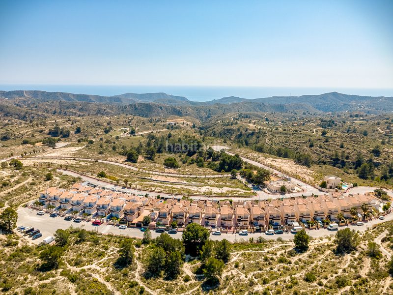 Foto 4d3dbf91-19b2-4763-b5c0-16c6720fee39. Casa amb piscina a Aigües