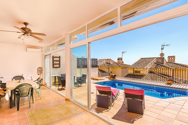 Foto d90e8864-a0ab-461f-9da0-0be69806a520. Casa amb piscina a Aigües