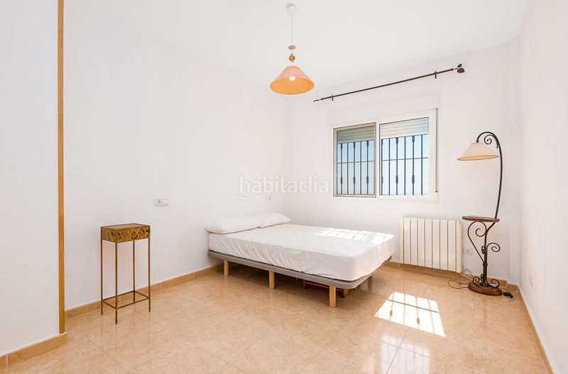 Foto e3adddf2-7e0c-4cc1-94c8-7af06ff22902. Casa amb piscina a Aigües