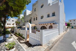 Casa a schiera  Carrer pla de l'amerador. ¡descubre tu refugio junto al mar en el campello!